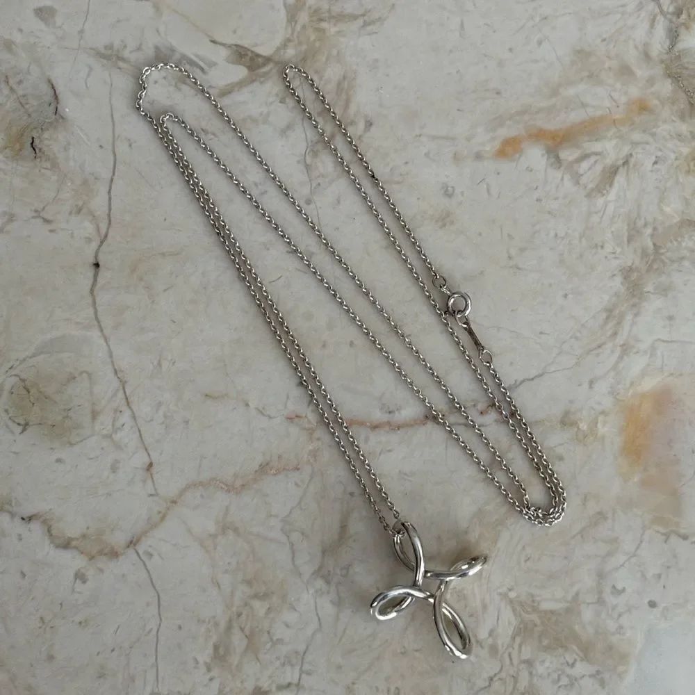 Tiffany & Co. Elsa Peretti Large Infinity Cross 16” Chain (11725)